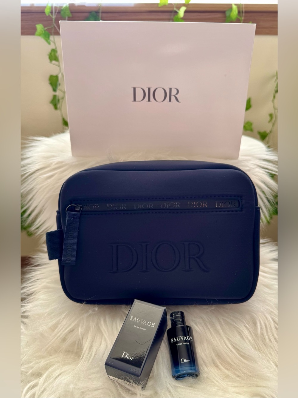 NEW!!! Dior Navy Zippered Trousse Pouch GWP!!